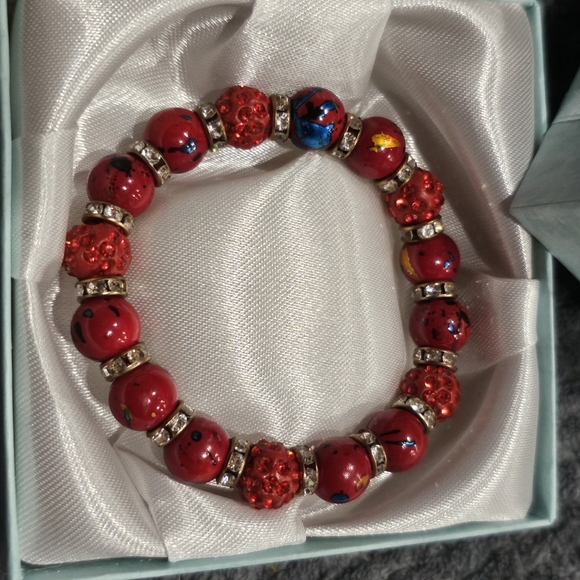 Red Marble Paint Shambala Inspired Costume Elastic Bracelet - Picture 2 of 3